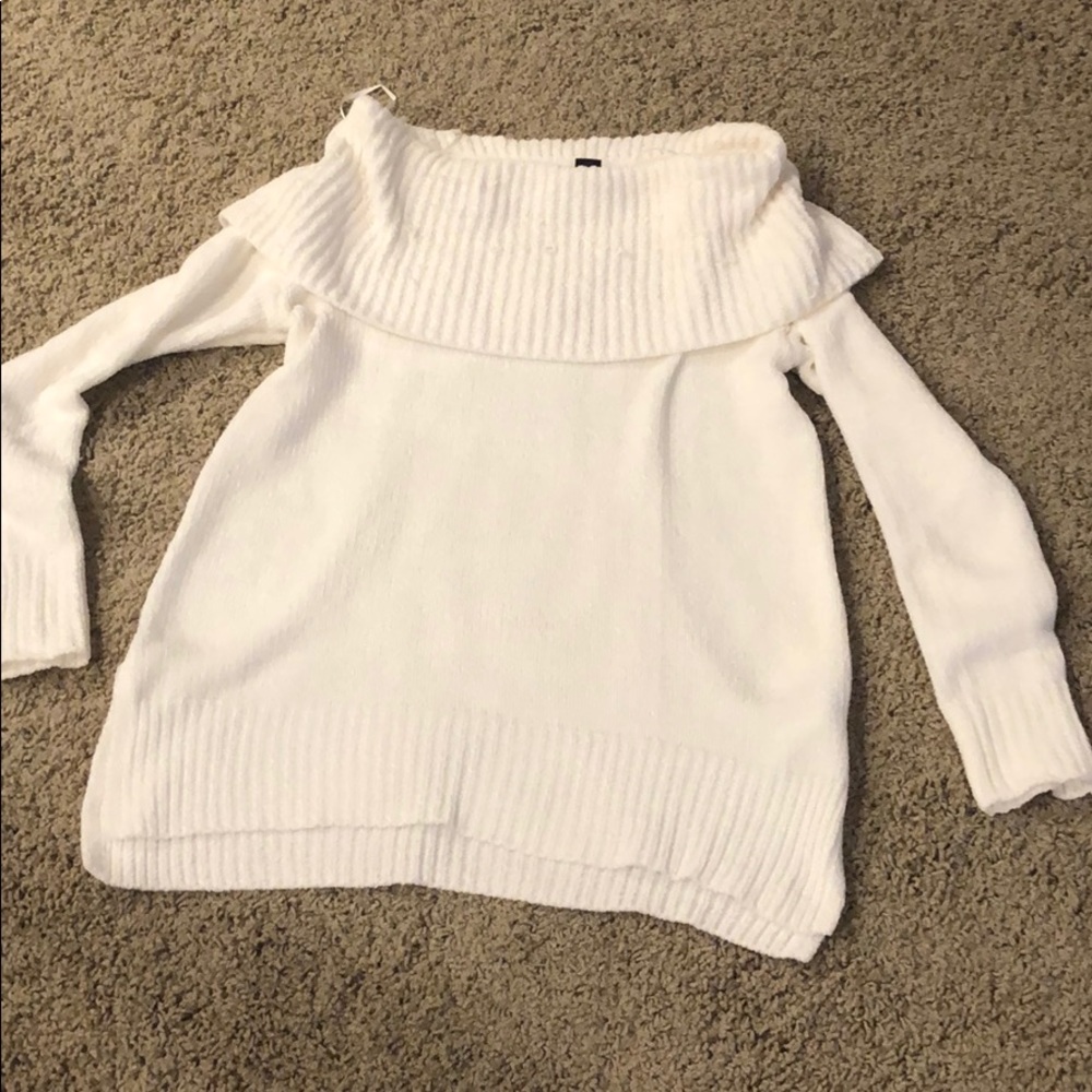 Sweater/ Pullover with cowl neck